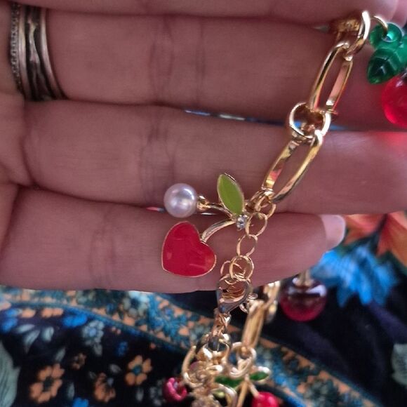 💲1️⃣0️⃣ Bundled ✔️Sweet Multi Charm Red Cherry Heart Bracelet Fun Gift - Picture 9 of 13